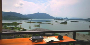 Water House Homestay